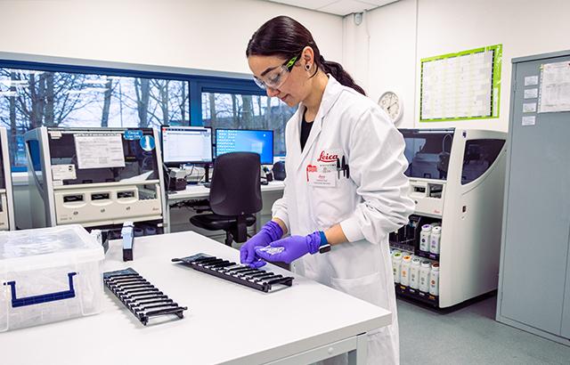 8367-Leica-Biosystems-Newcastle-Center-for-Enabling-Precision-Medicine-Achieves-CLIA-Certification-640x410